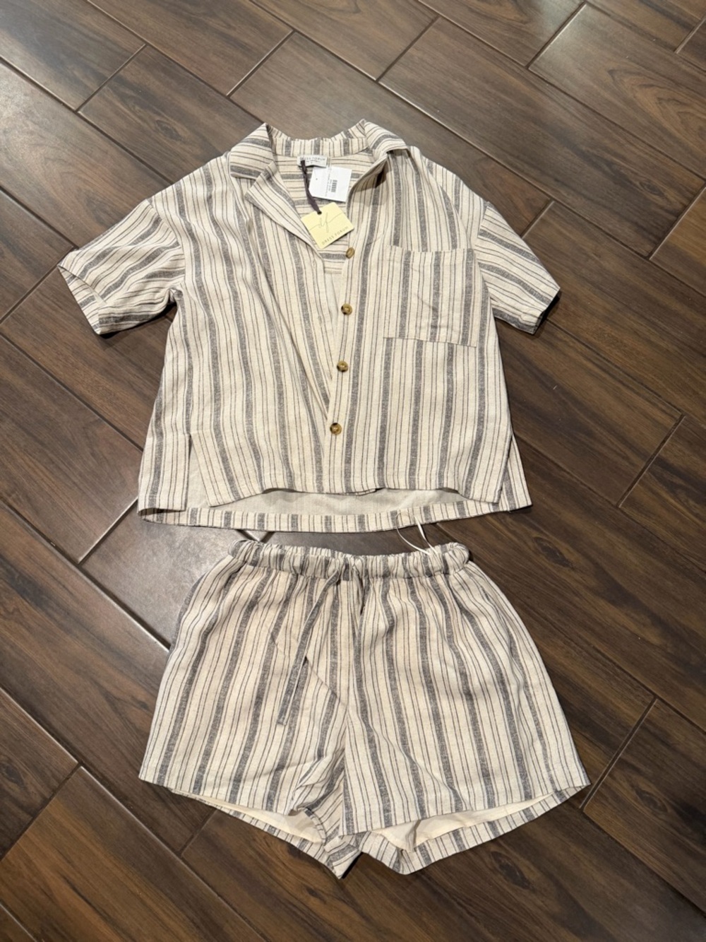 Size small women’s set